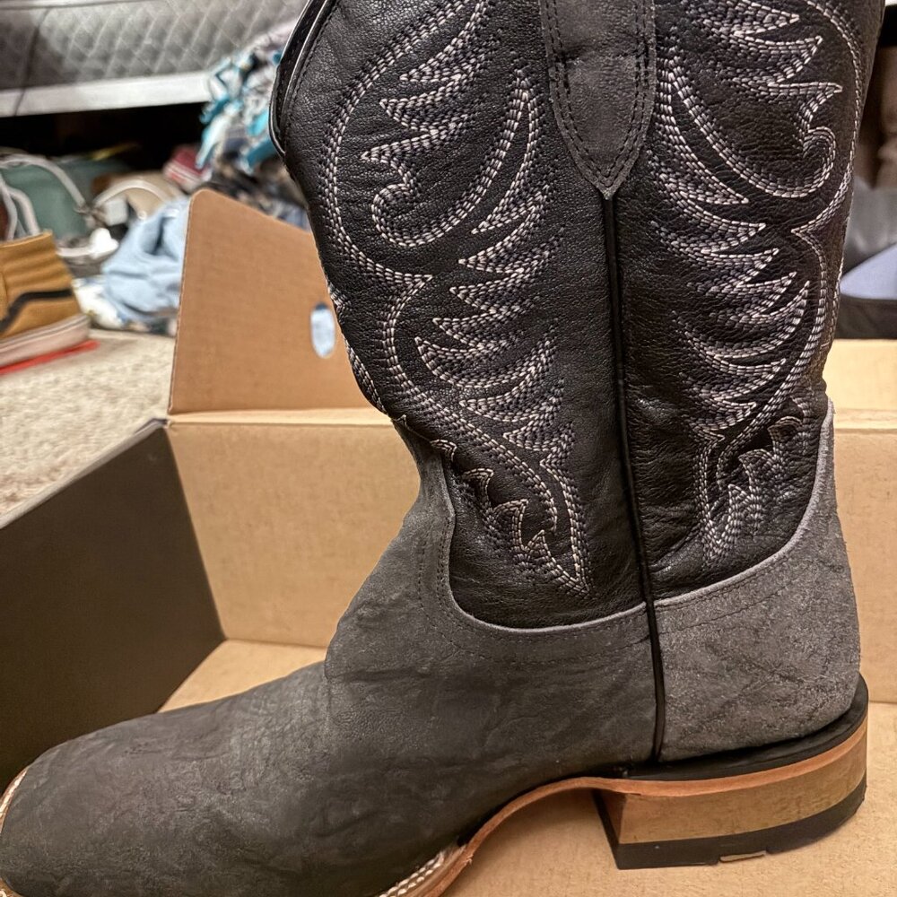 Mens ARIAT boots - Picture 4 of 8